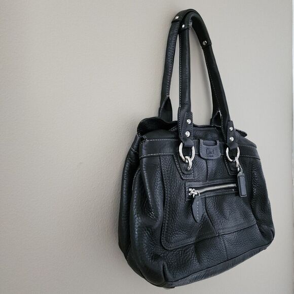 Coach Penelope Black Leather Shoulder Handbag - Picture 3 of 10